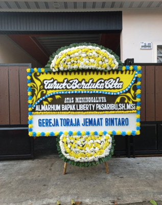 Papan Bunga Duka di Sebulu